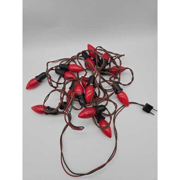 VTG Gilbert Green and Red WIRE CHRISTMAS LIGHT STRAND 15 C7 Bulbs Tested & Works - Picture 5 of 8